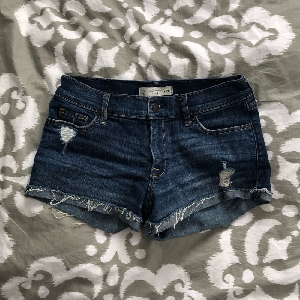 Abercrombie jean shorts!